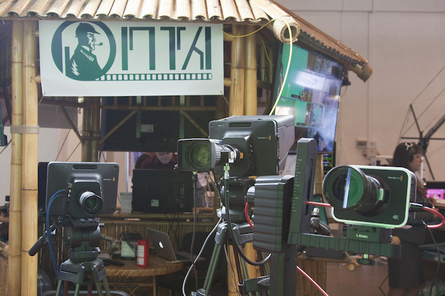 Телерадиоярмарка 2015 - Streaming. Bonding. Broadcasting. - стриминговые решения на стенде ОПТА IMG 7199